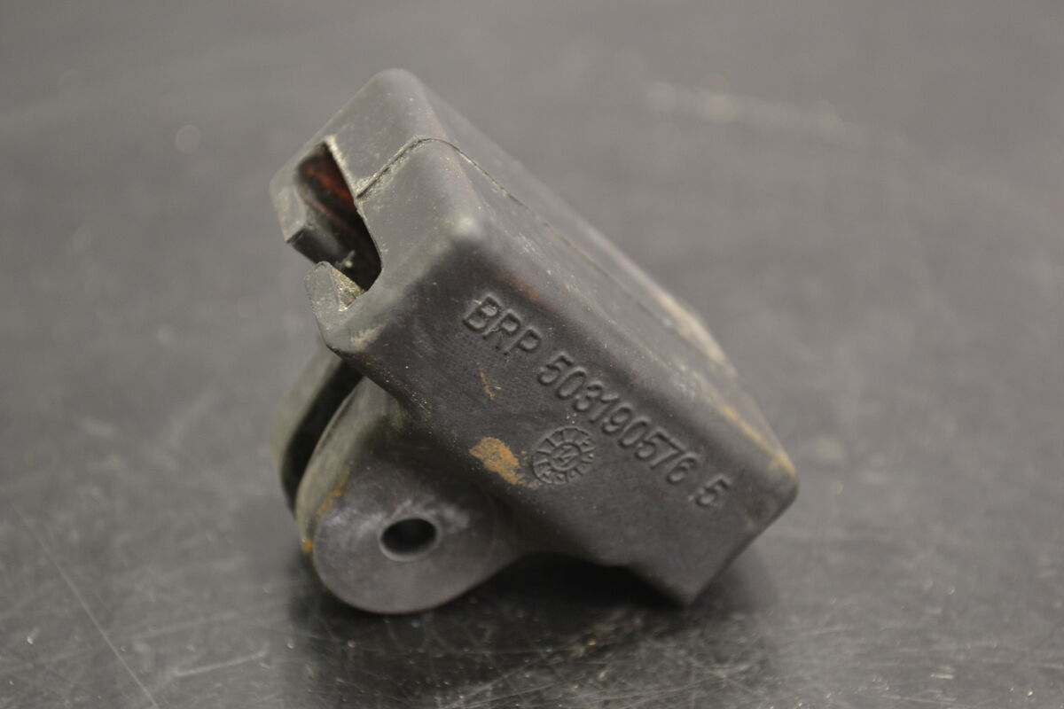 Etupukin pohjaanlyöntikumi T-Motion, 503190576