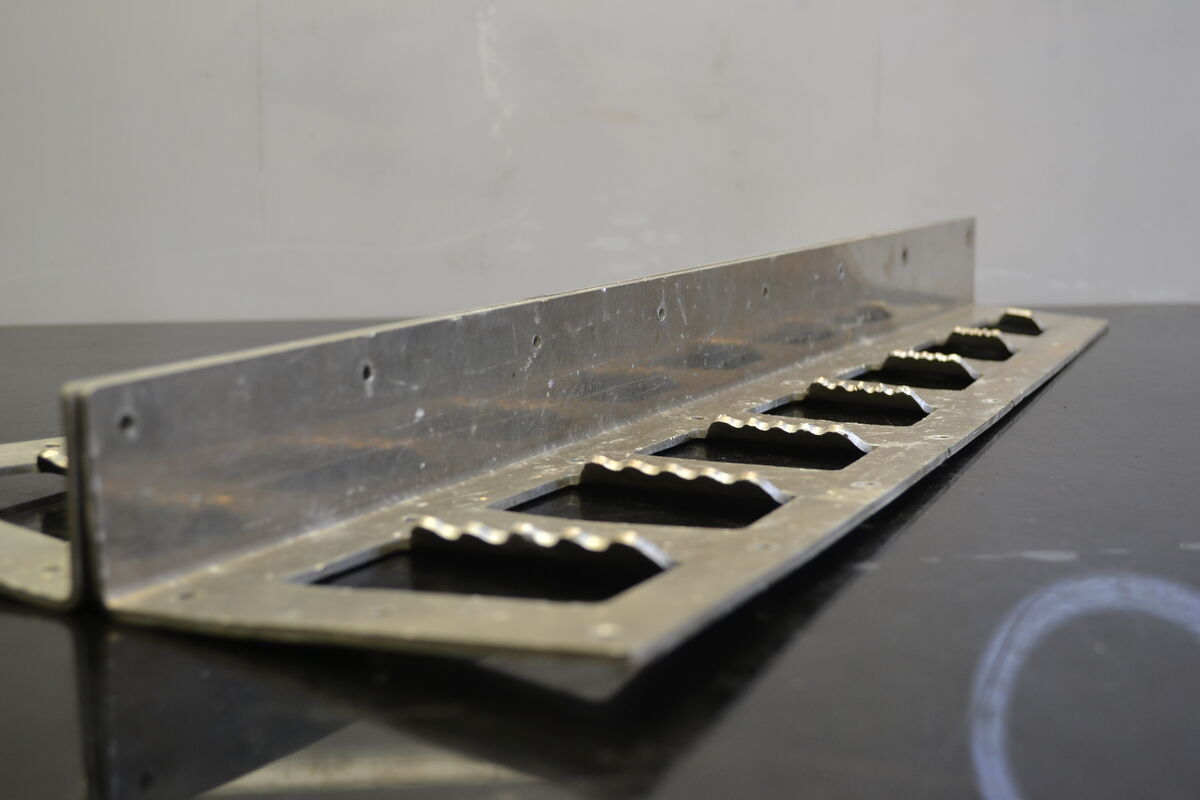 Astinlaudan vahvikkeet Ski-Doo