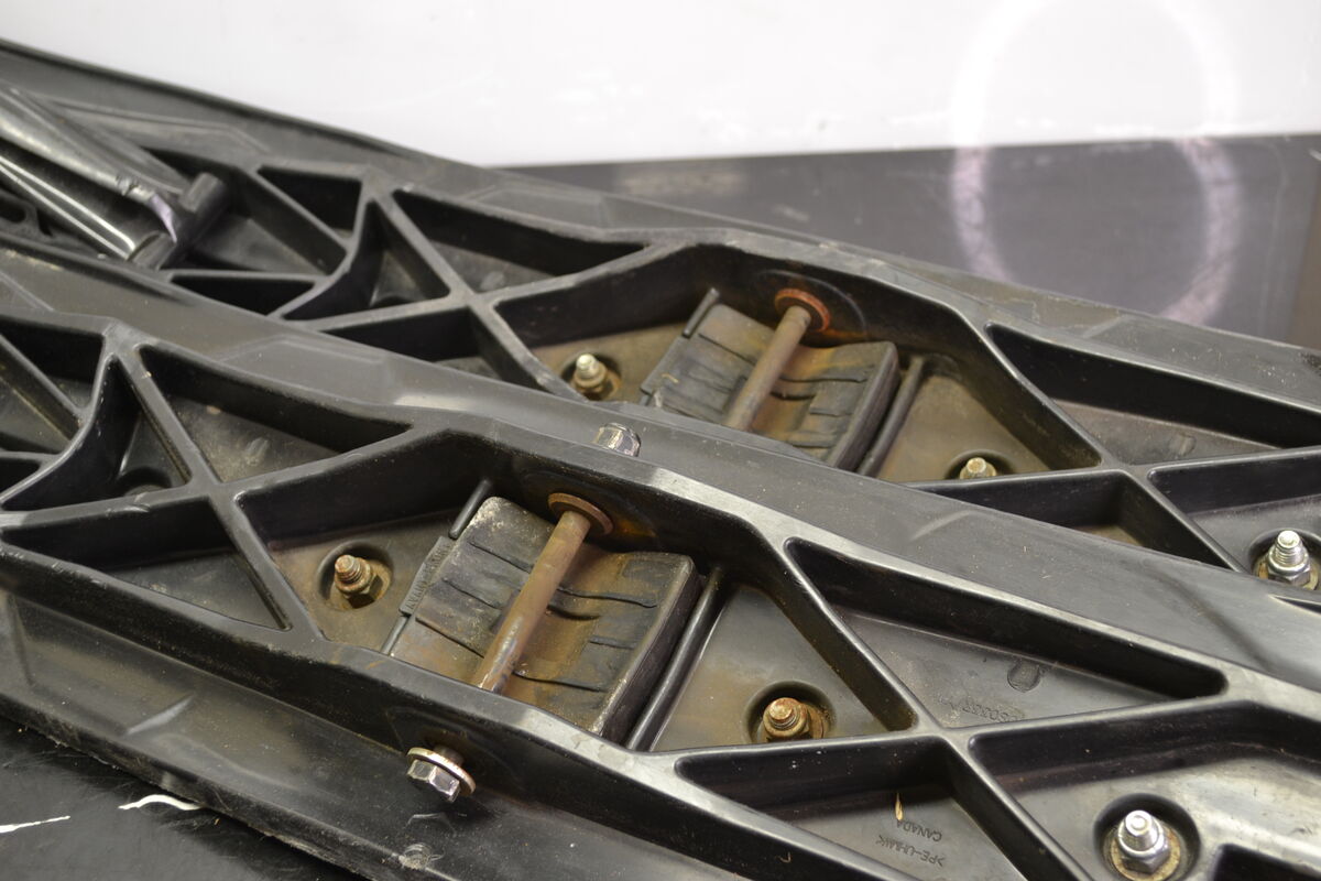 Pilot R skidor svart, 505074670