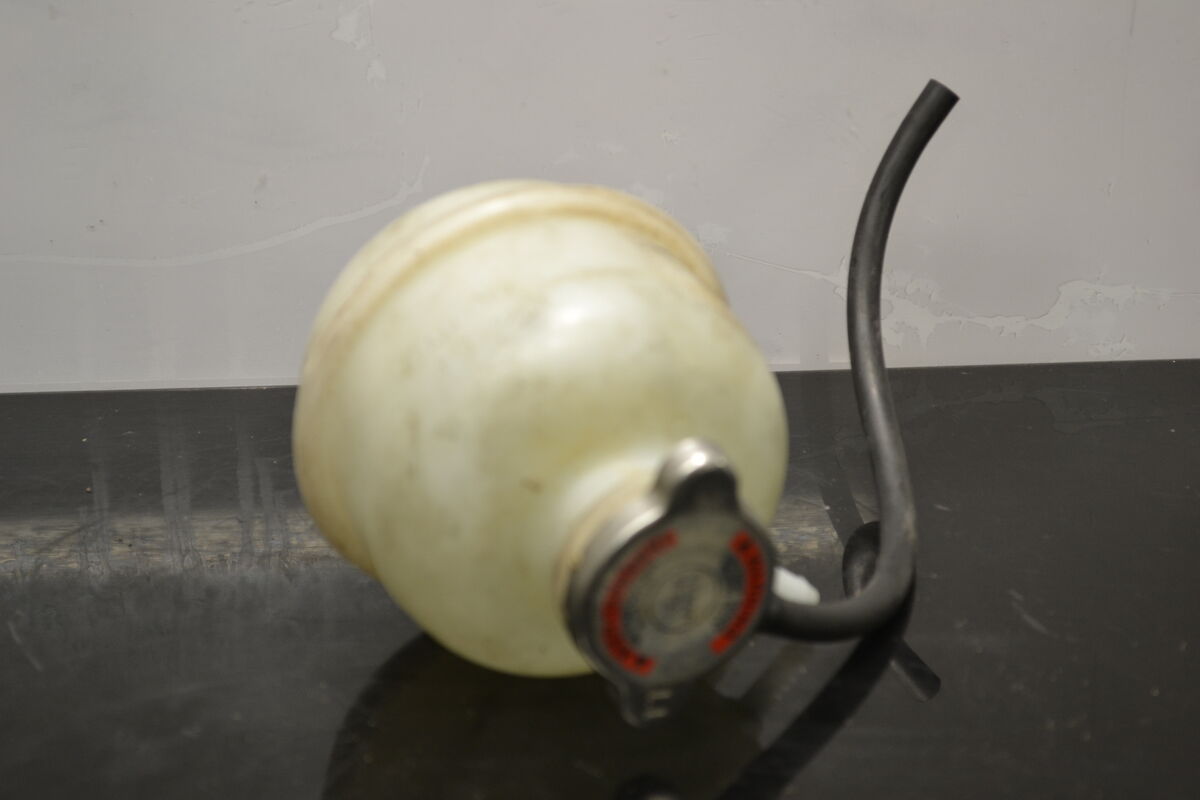 Paisuntasäiliö Lynx Rave RE 2013