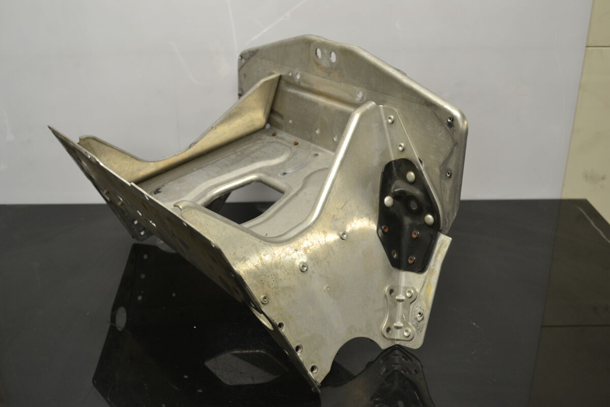 Cross member Lynx Rave RE 600 Etec 2013