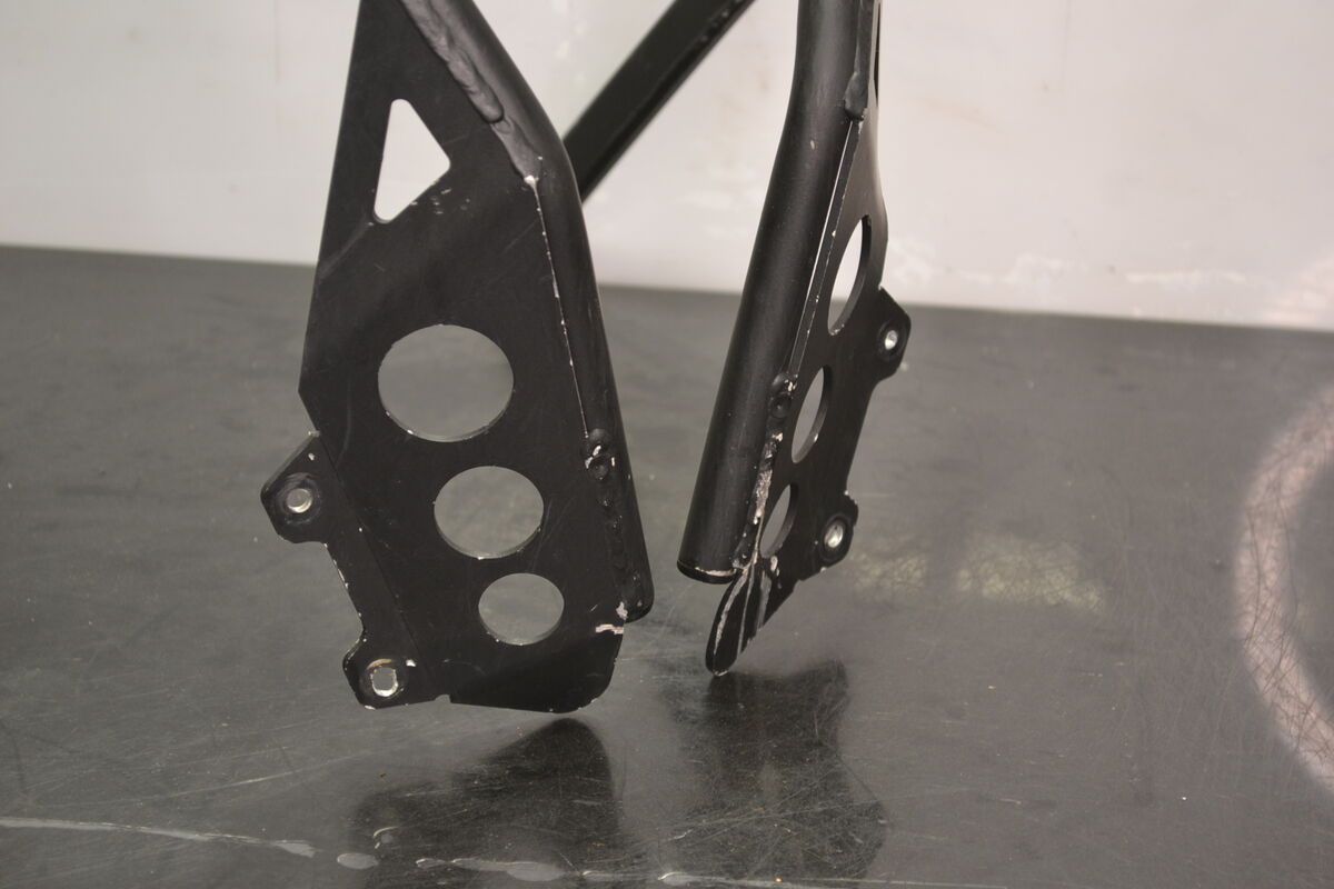 Skinz Brett Rasmusen Etupuskuri Lynx ja Ski-Doo 2013-2017