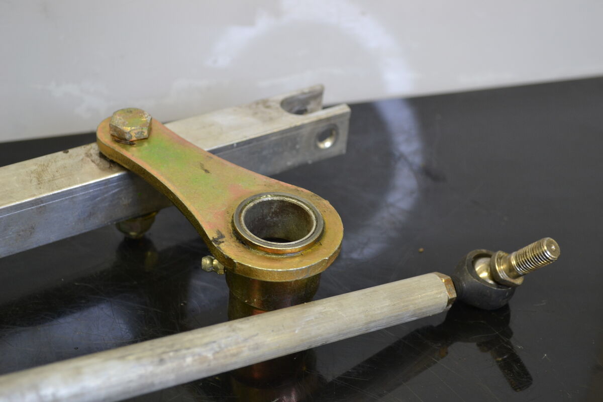 Ohjauksen vivusto Mxz 600, 506147000