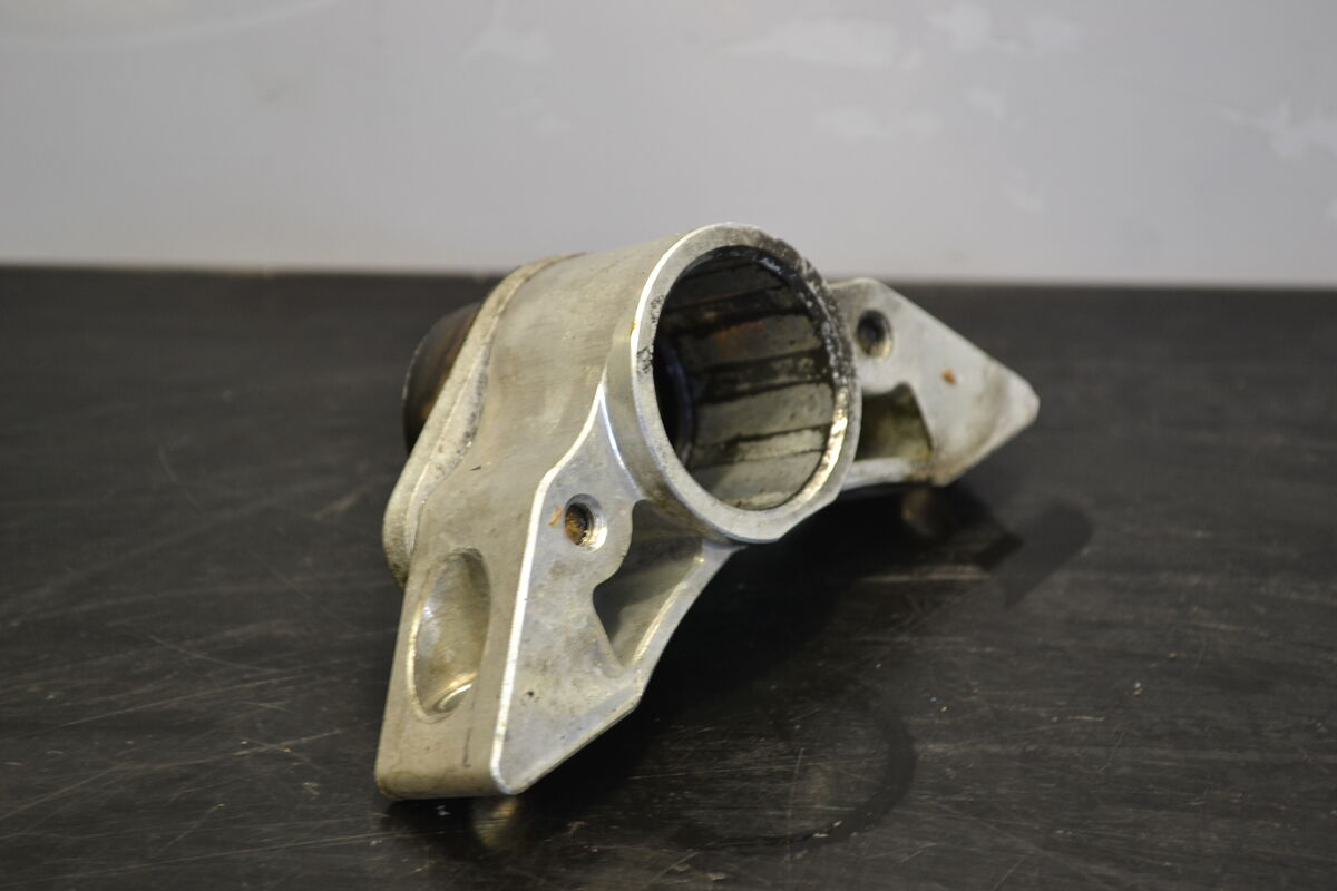 Motorfäste Polaris, 5137116