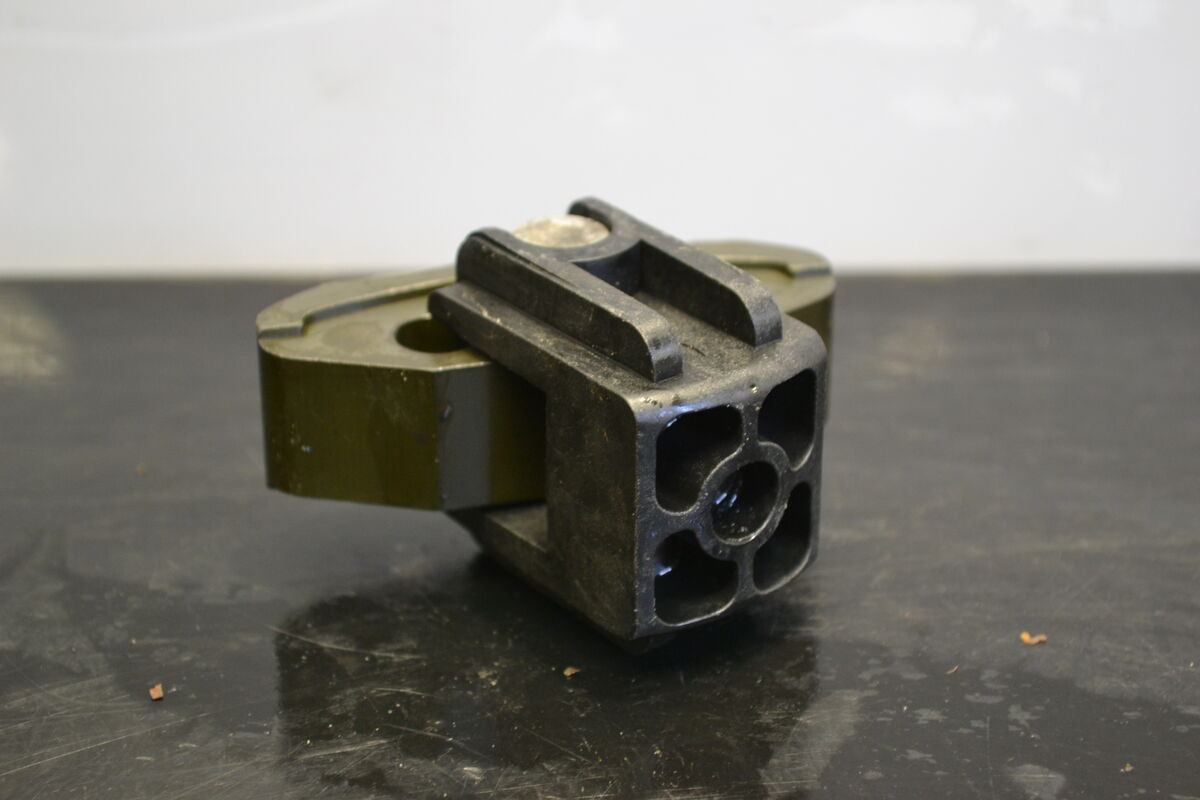 Kedjesträckare Polaris, 1332427