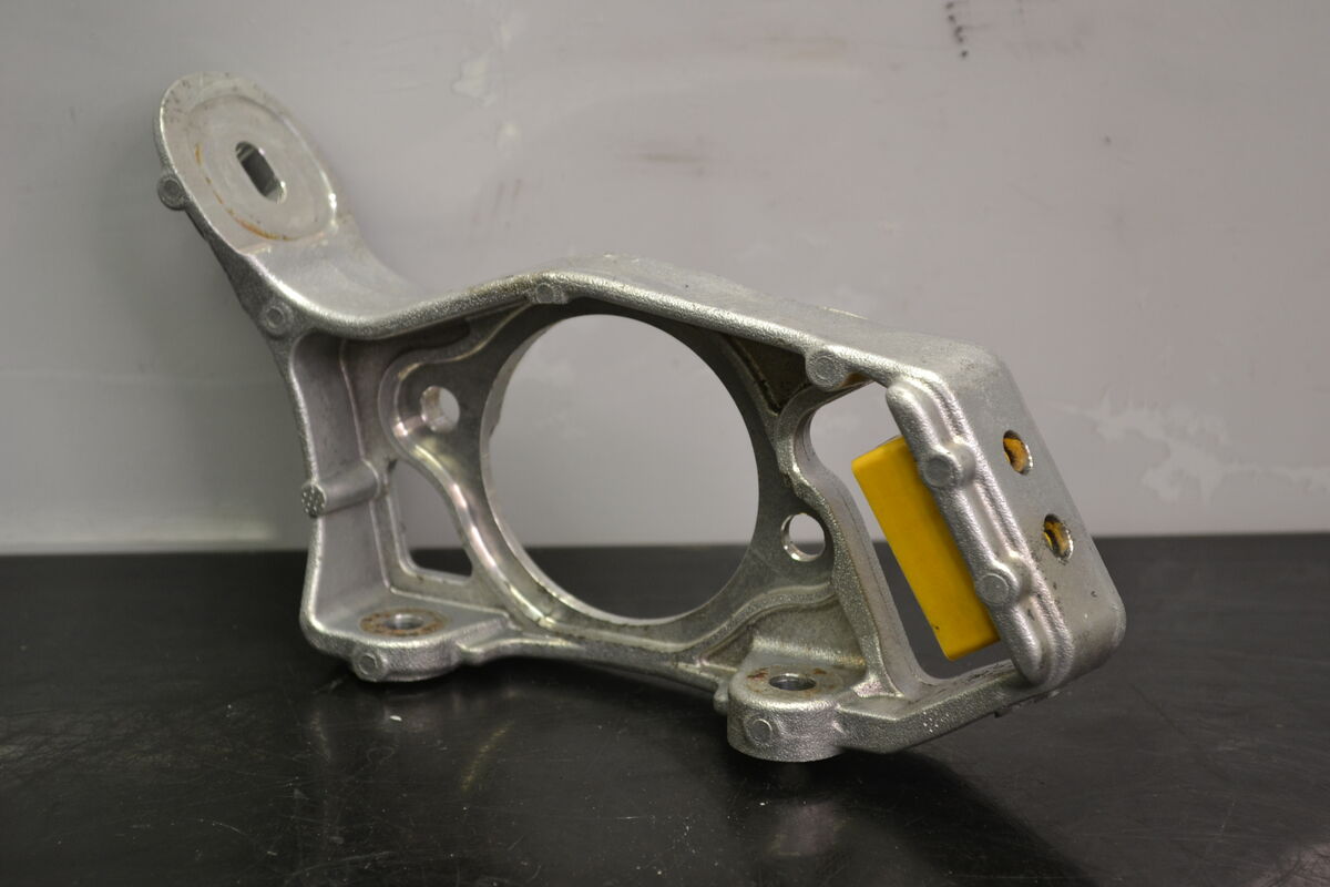 Moottorin kannake 600 Etec, 512060712