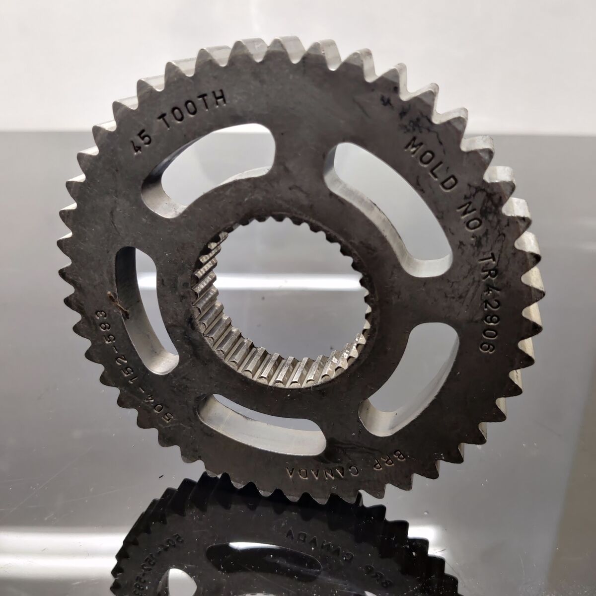 Alempi hammasratas 45T