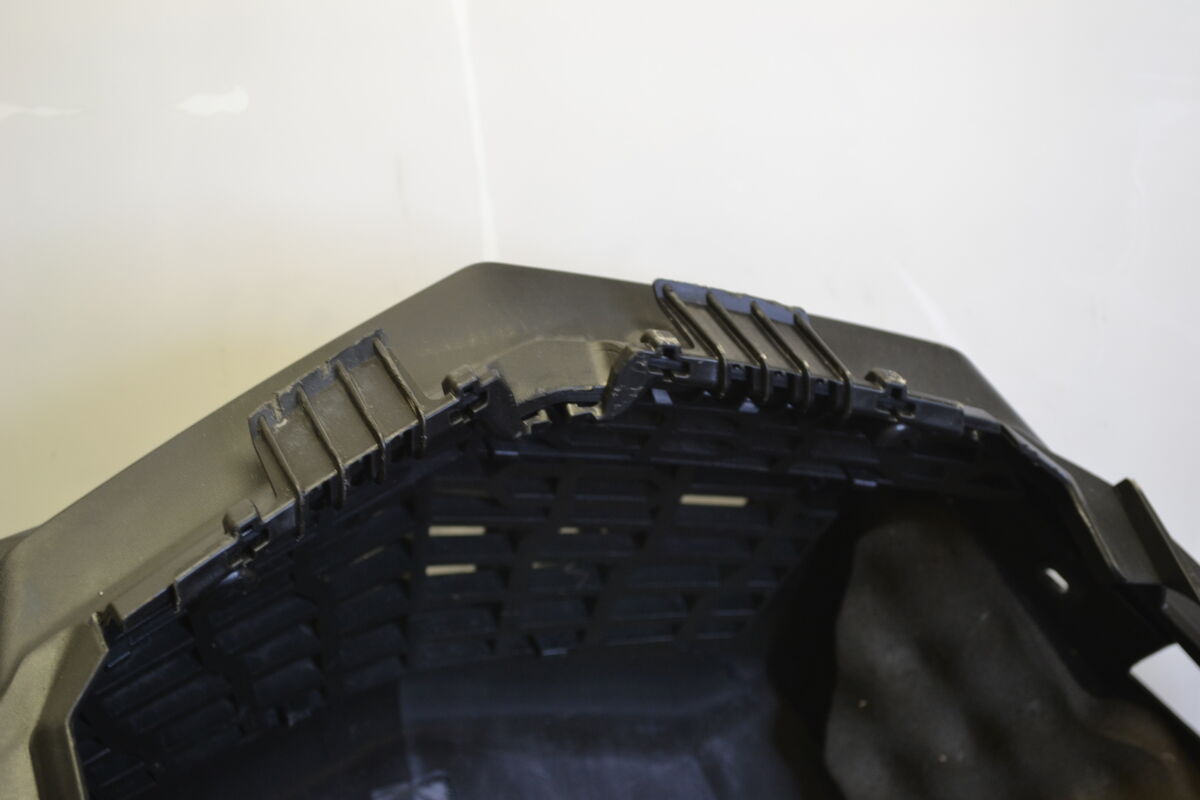 Keulamuovi musta Lynx Radien 18-23, 502007673 - Northern Sledparts Oy