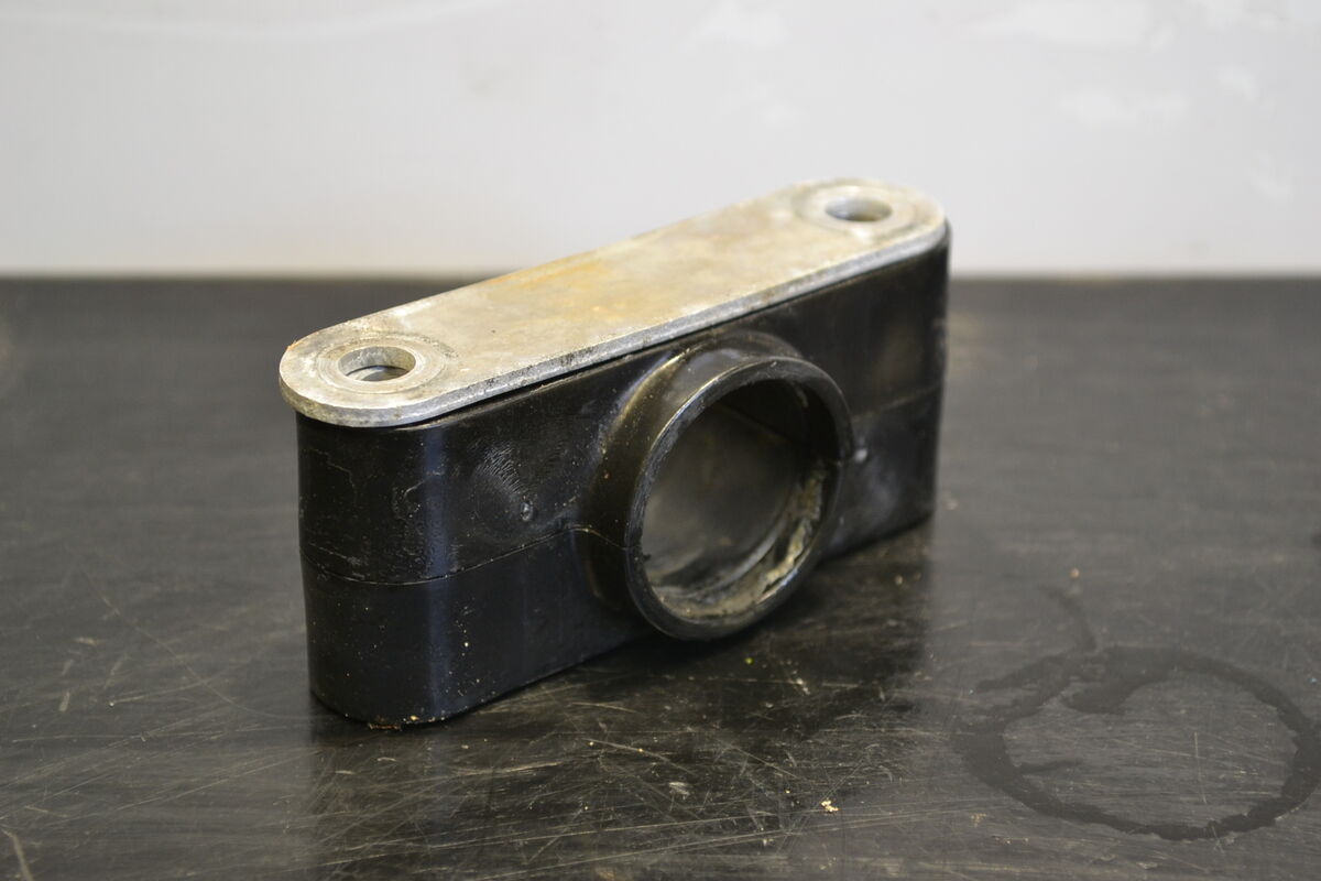 Ohjausakselin liukuholkki Polaris, 5438492 - Northern Sledparts Oy