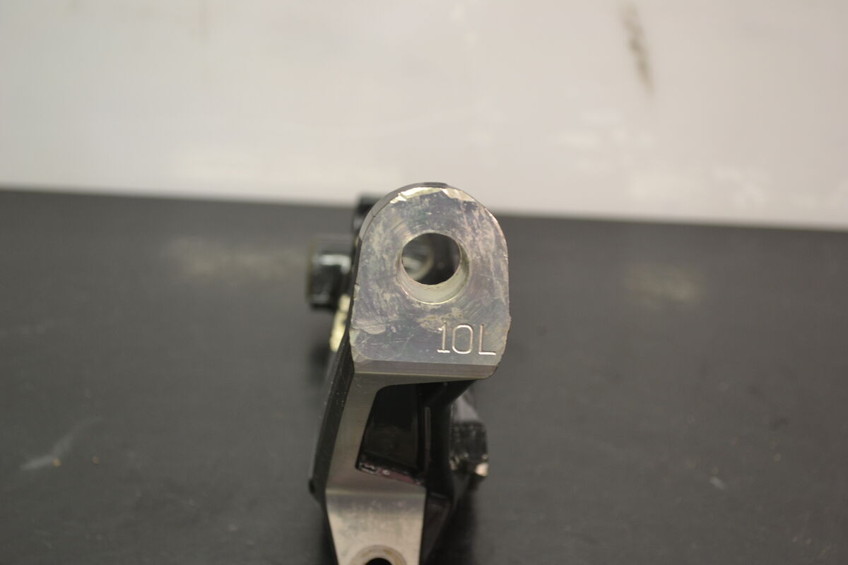Olkatappi Lynx Ras2 vasen, 505073475 - Northern Sledparts Oy