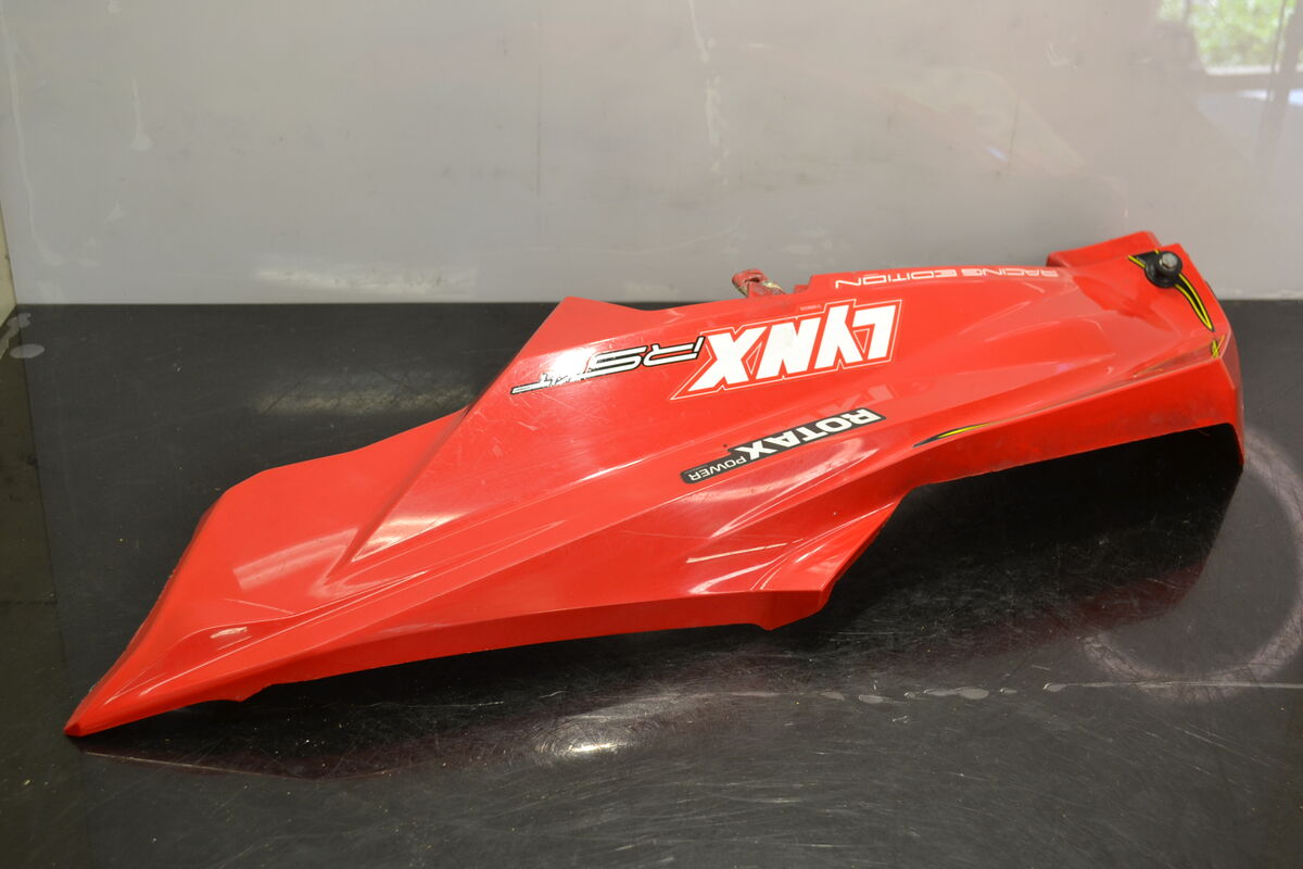 Sivupaneeli oikea punainen, 517305247 - Northern Sledparts Oy
