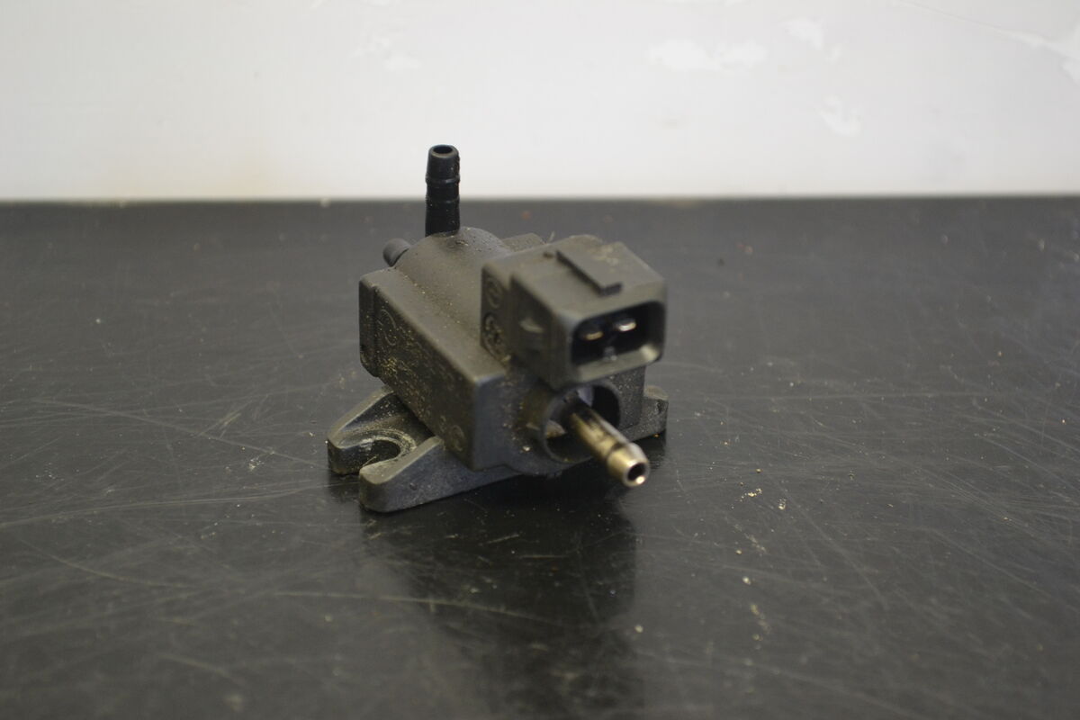 Solenoid Valve 270600005 - Northern Sledparts Oy