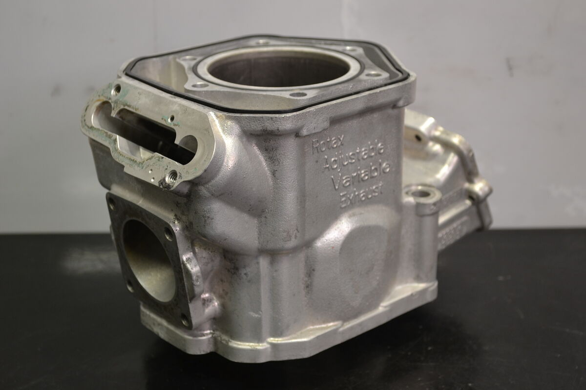 Sylinteri 600 Etec 420623263 (2 laatu) - Northern Sledparts Oy