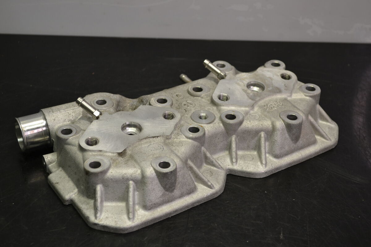 Sylinterin kansi Rotax 800R Etec 420623304 - Northern Sledparts Oy