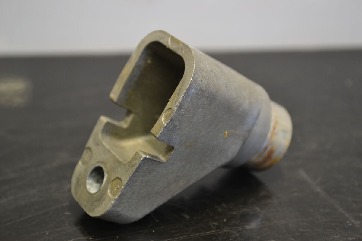 Telapyörän kiinnike, 503190389 - Northern Sledparts Oy