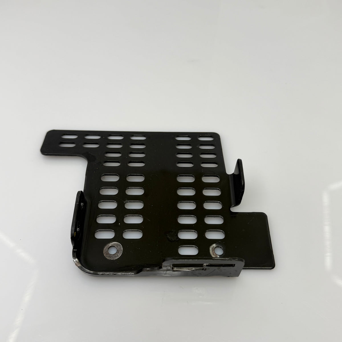 Variaattorinsuojan etukiinnike Ski-Doo, Lynx Gen4, Radien OEM 861805524