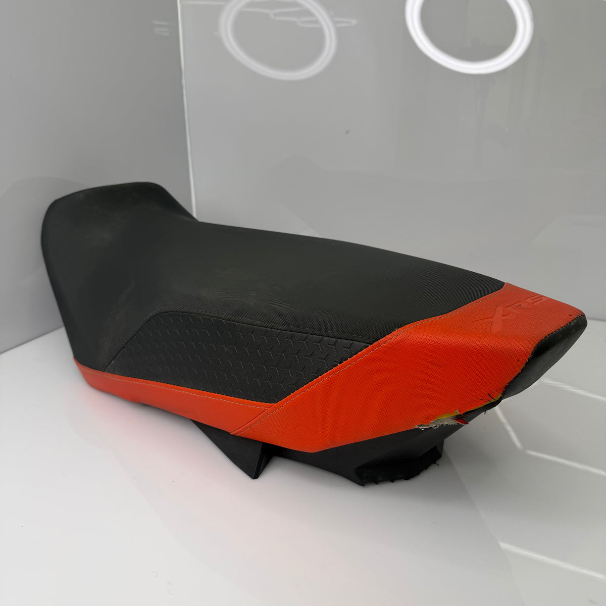 XRS penkki Ski-Doo Gen4 malleihin, OEM 510005990, 510006854 ja 510005993