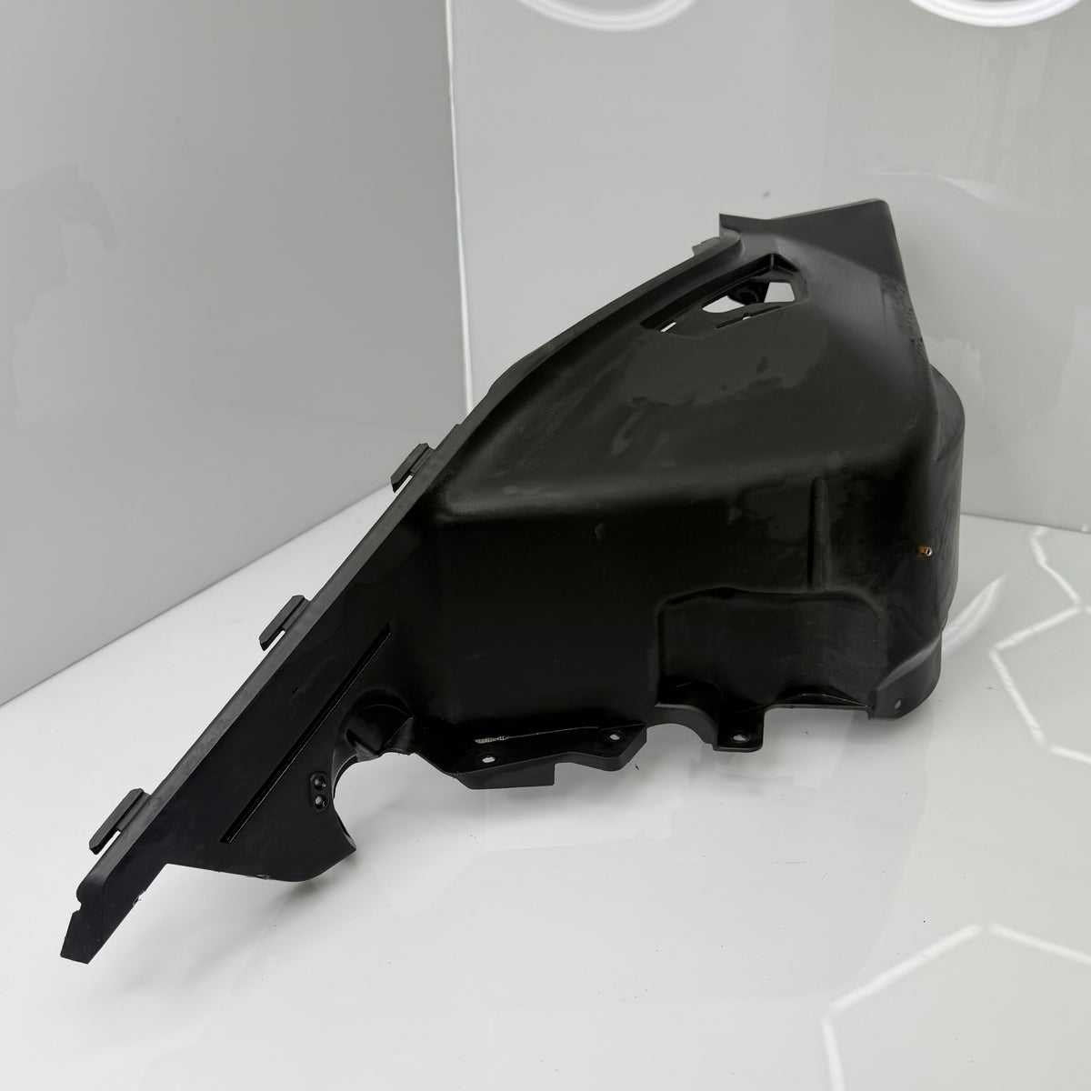 Vasen pohjamuovi Ski-Doo Gen4 malleihin, OEM 502007675