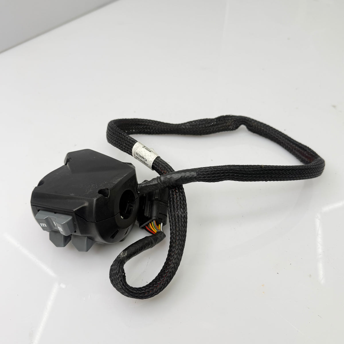 Monitoimikatkaisin Ski-Doo Gen4 malleihin, OEM 515178196