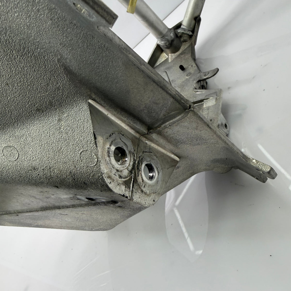 Eturunko Ski-Doo Gen4 ja Lynx Radien 2-tahtimalleihin, OEM 518334549