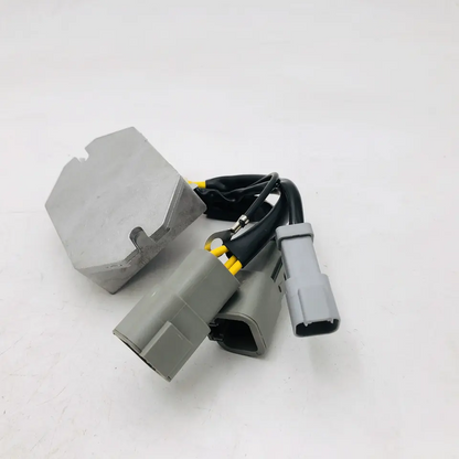 Jänniteensäädin 600 SDI, 550F, V-800  Lynx, Ski-Doo