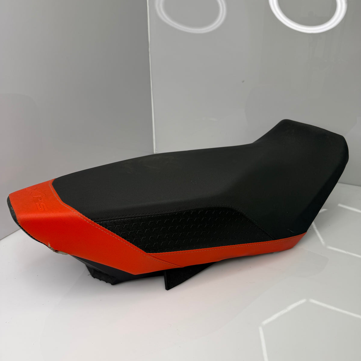 XRS penkki Ski-Doo Gen4 malleihin, OEM 510005990, 510006854 ja 510005993