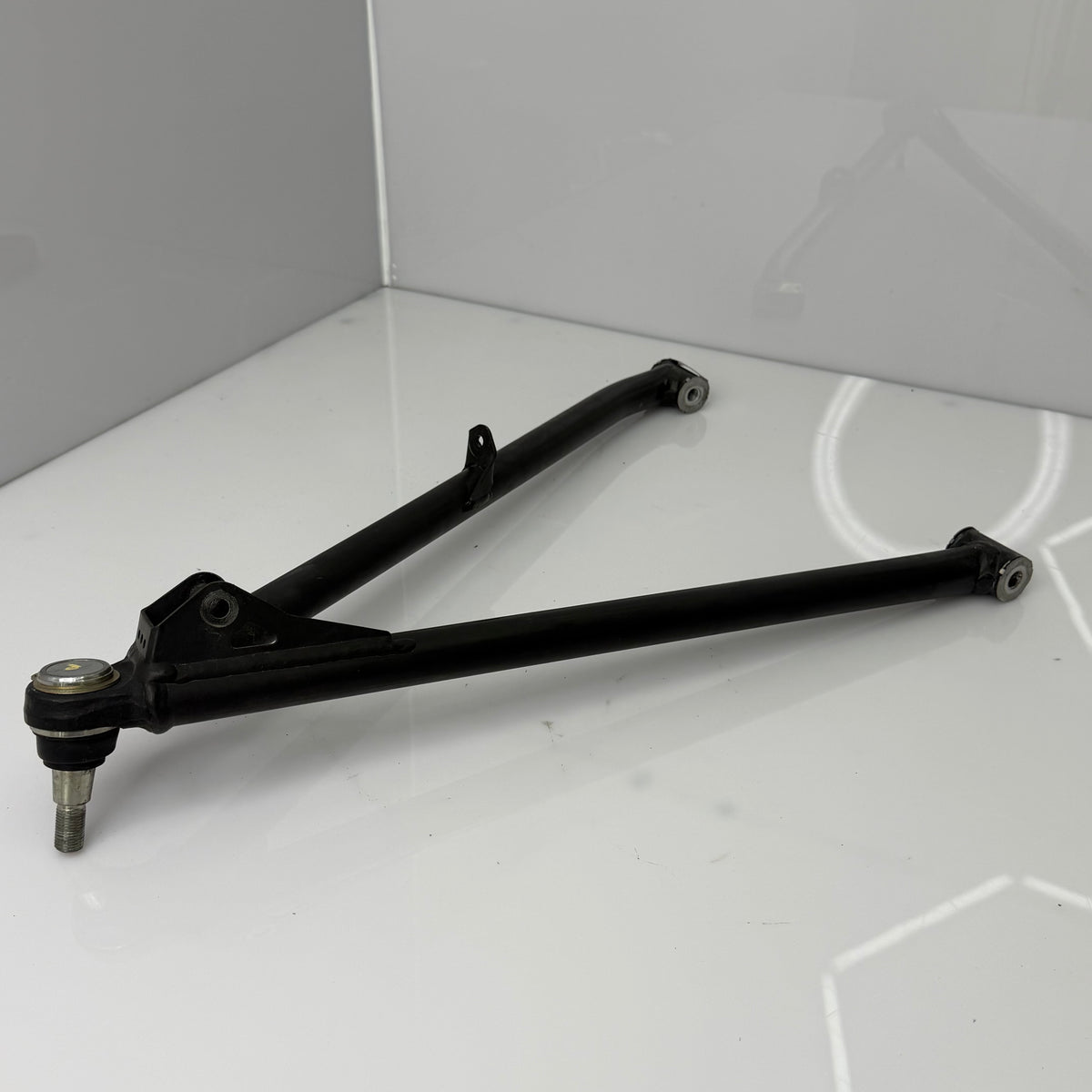 Ski-Doo Gen4 / Lynx Radien alatukivarsi oikea 39″, OEM 505074085
