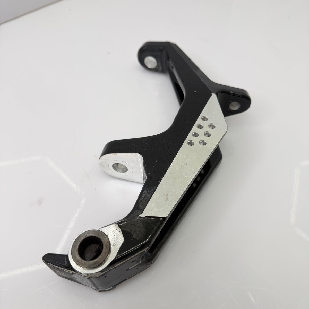 Vasen olkatappi, musta Lynx Xtrim RE 800 E-TEC 2016, OEM 505073630