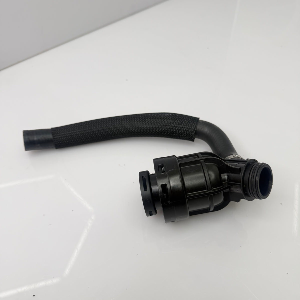 Termostaattikotelo ja vesiletku Ski-Doo Backcountry XRS 850 ETEC 2020 420822836 / 509000968