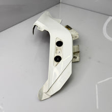 Vasen valkoinen kuomuosa Ski-Doo Gen4 -malleihin, OEM 517306728