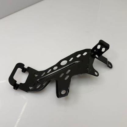 Variaattorinsuojan takatuki,Ski-Doo / Lynx, OEM 417300577