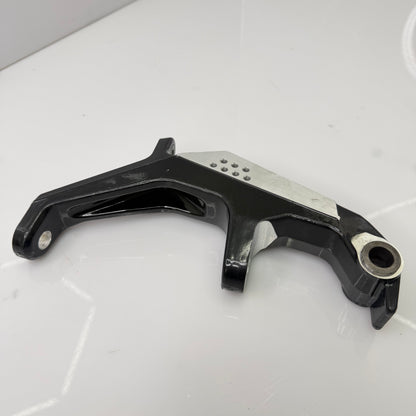 Vasen olkatappi, musta Lynx Xtrim RE 800 E-TEC 2016, OEM 505073630