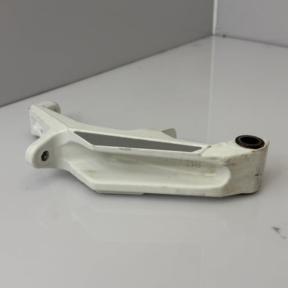 Olkatappi oikea valkoinen +6 – Ski-Doo Gen4 / Lynx Radien OEM, 505074634
