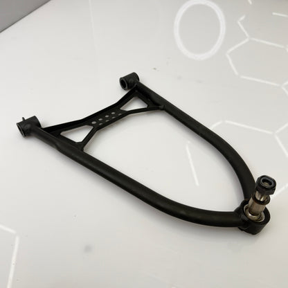 Ylätukivarsi vasen 39″ – Ski-Doo Gen4 / Lynx Radien – OEM 505074611