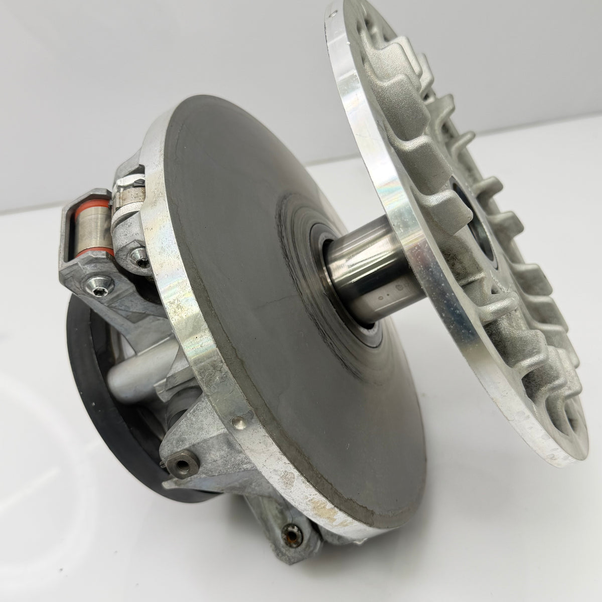 P-Drive kytkin Lynx ja Ski-Doo 850 ETEC mallit, OEM 417224610 / 417224332 / 417225067 / 417224682