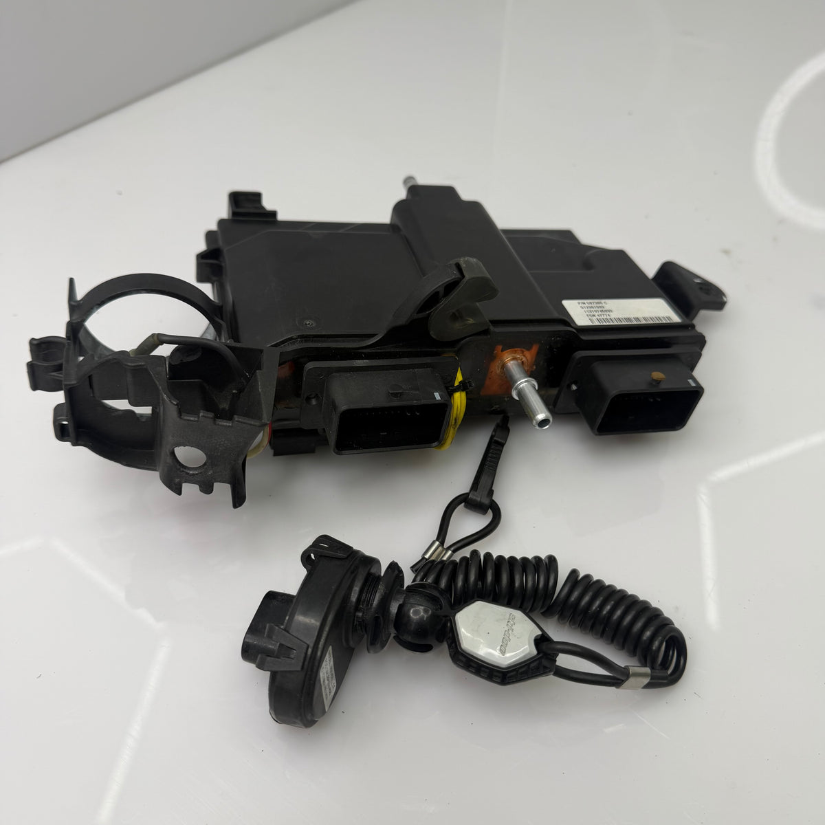 ECU ja DESS 850 ETEC malleihin, OEM 512061093
