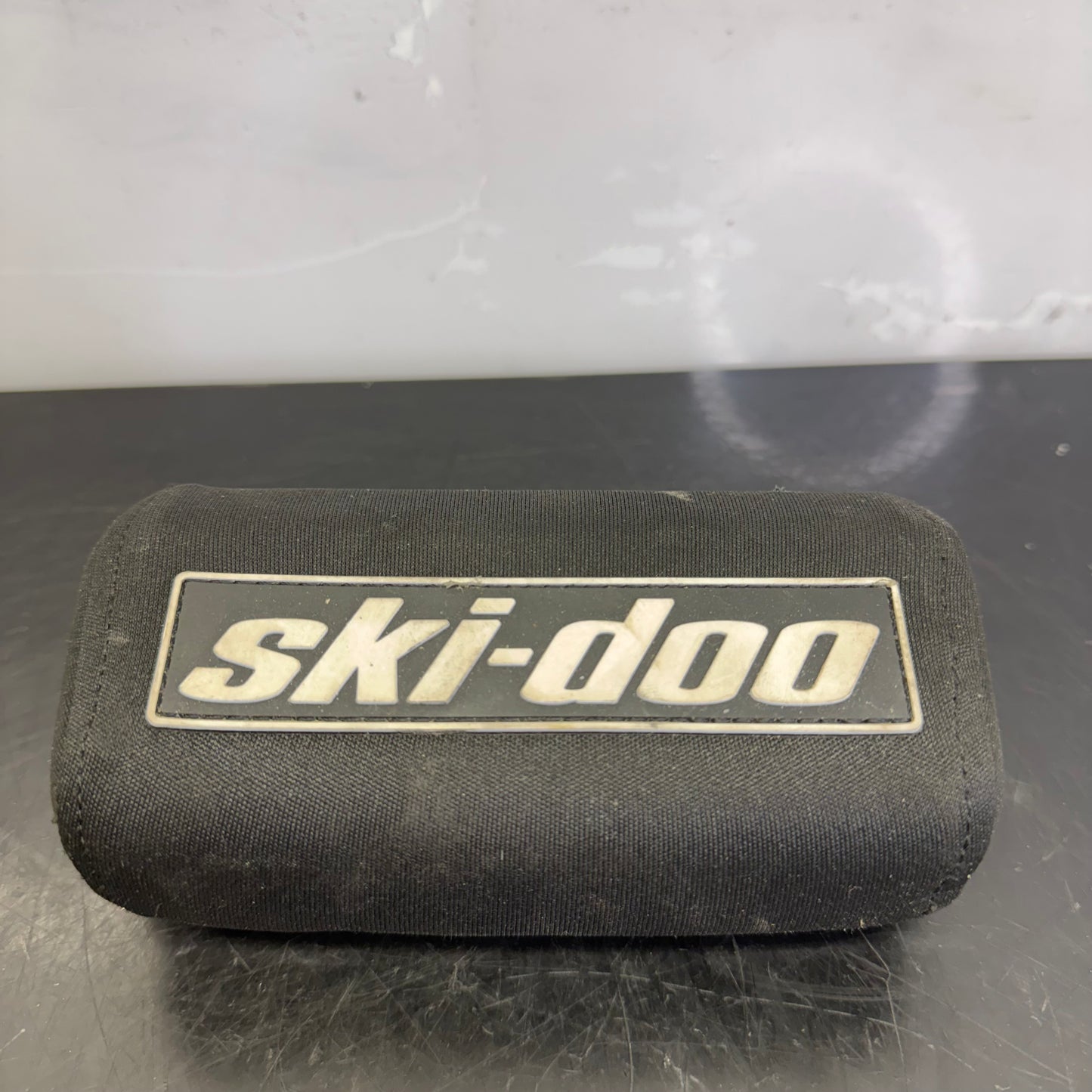 Tangonpehmuste Ski-Doo 860201581 Musta