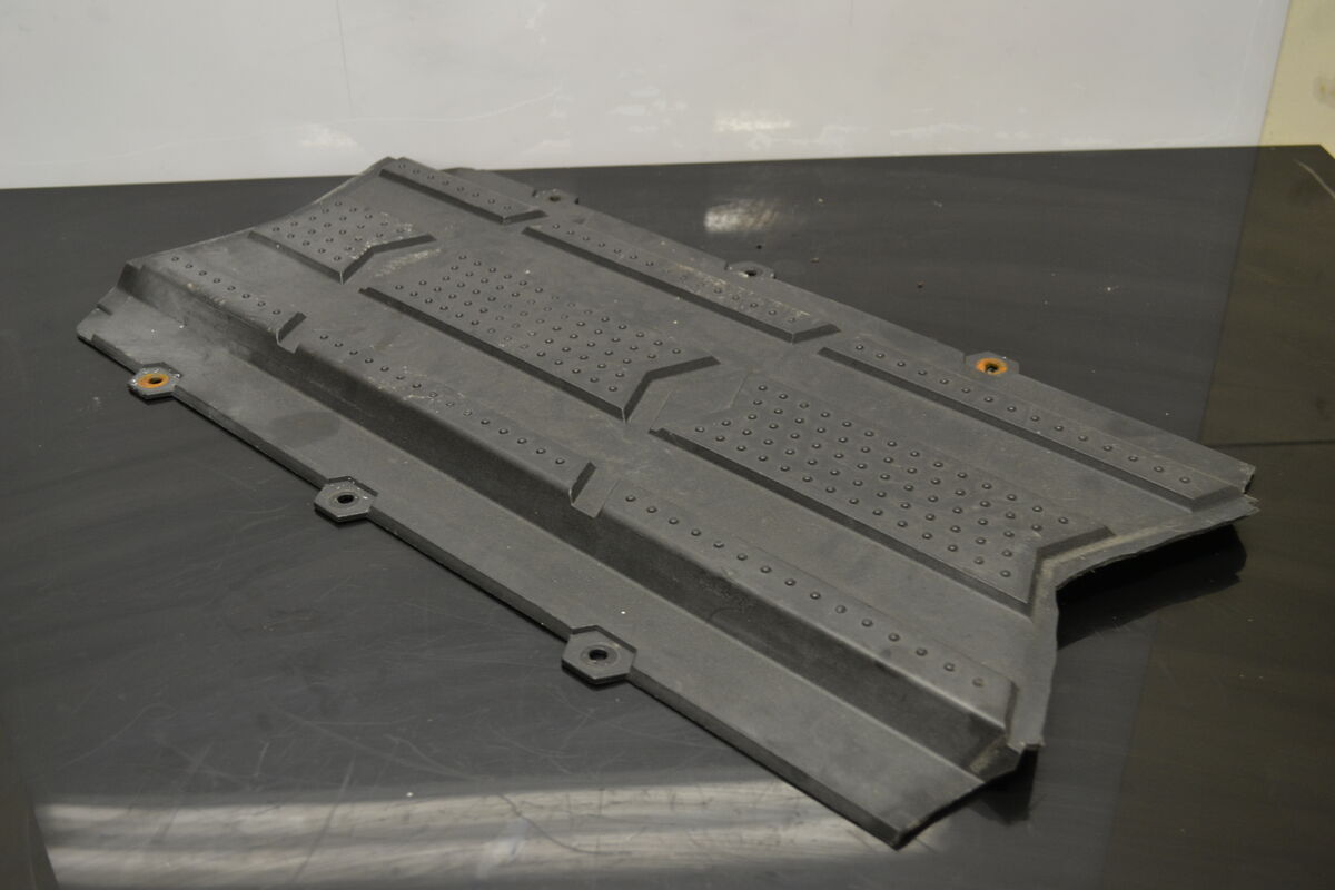 Radiator protective cover Ski-Doo Summit 146"