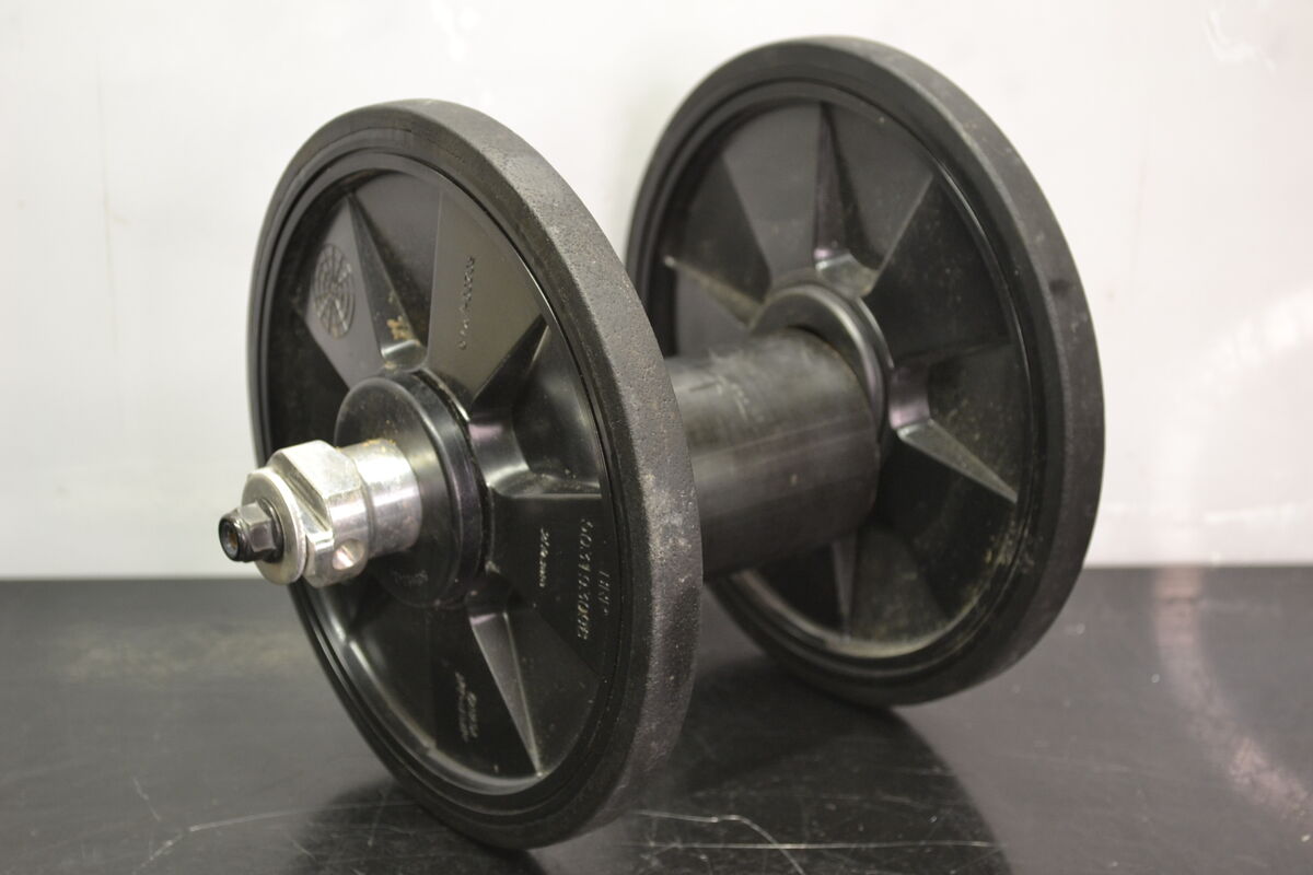 Taka-akseli Summit X 2017, 503194508