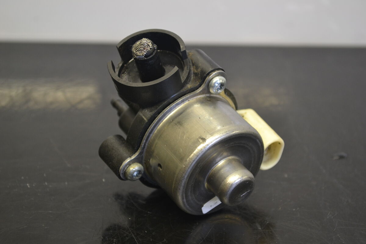 Öljypumppu Lynx, Ski-Doo 600 Etec, 519000225