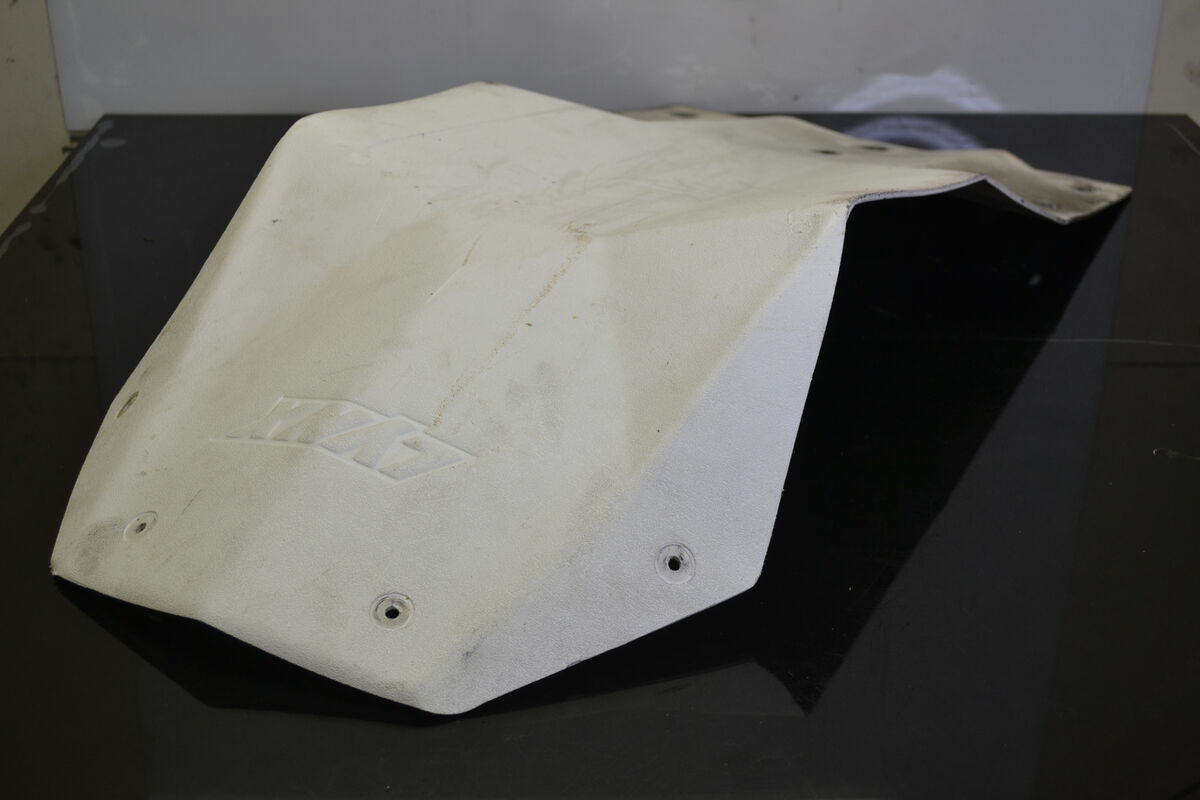 Pohjapanssari Lynx, Ski-Doo  2008-2013 Valkoinen