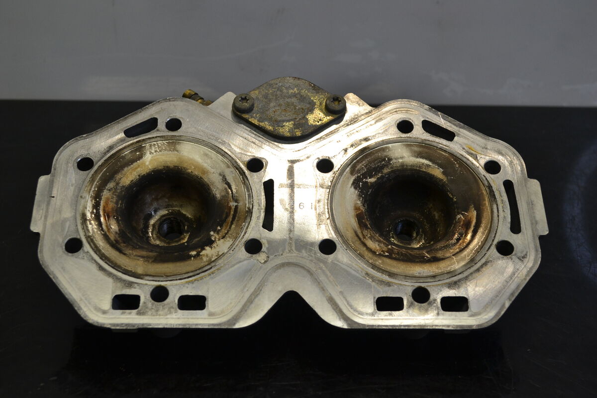 Sylinterin kansi 800 Ptec, 420613925