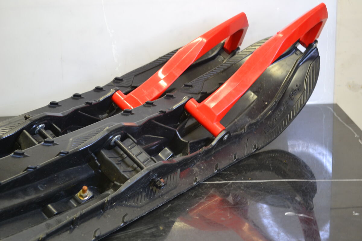 Blade DS+ sukset Musta/Punainen, 860202011