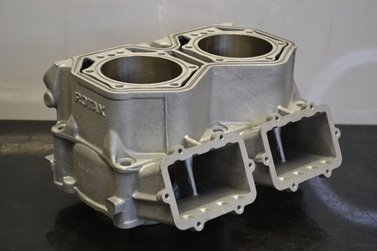 Sylinteri 800 Powertek 2007-2011,  6413042