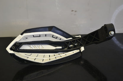 Lynx käsisuoja vasen valkoinen