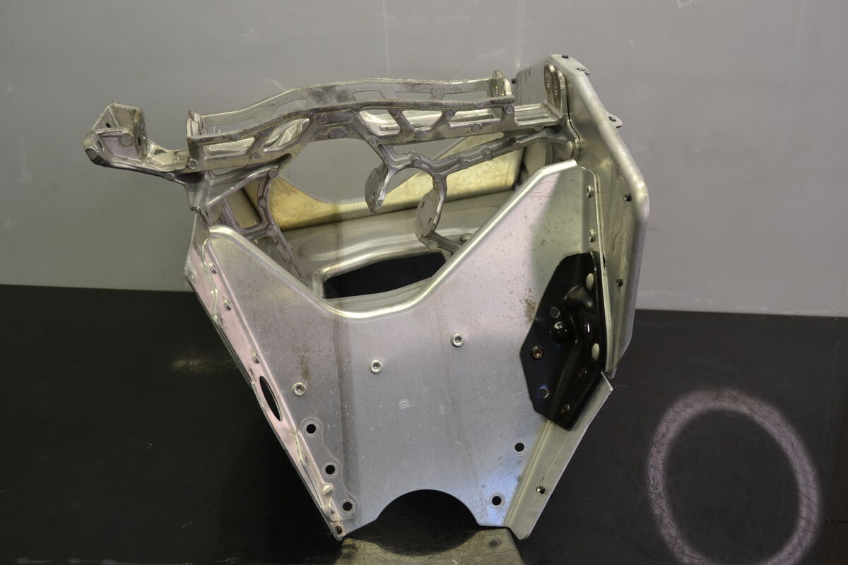 Cross member, Brp 518328392