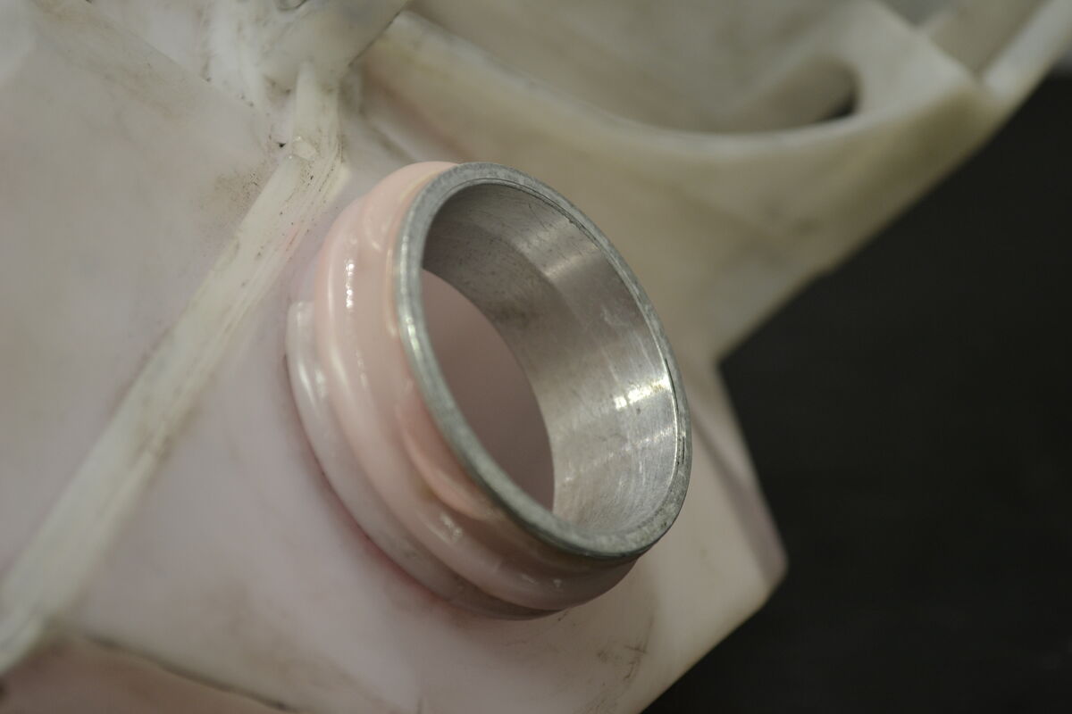 Oil tank Rave RE 519000257