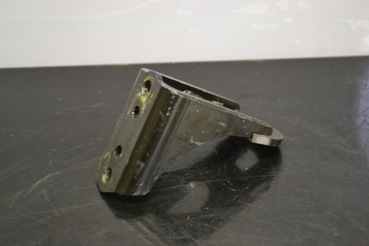 Moottorin Kiinnike Brp, 512060568