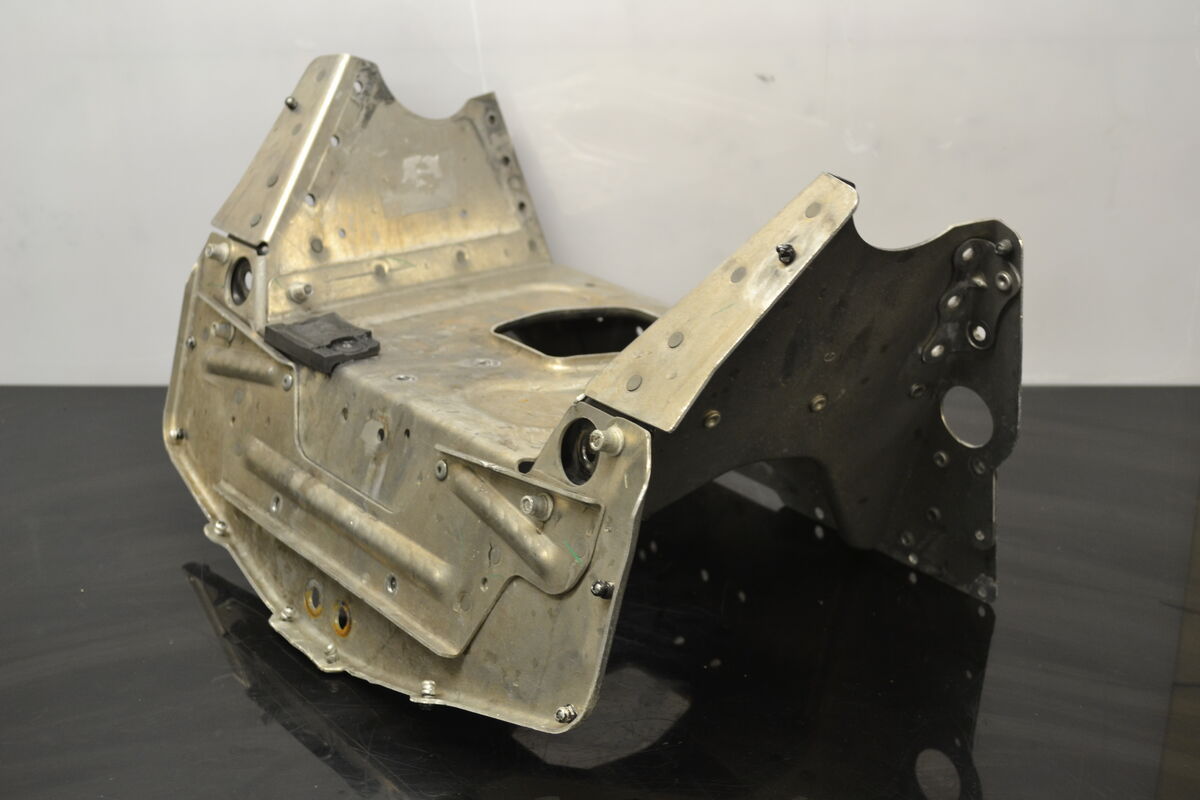 Tvärbalk Ski-Doo Summit 800 Etec 2011