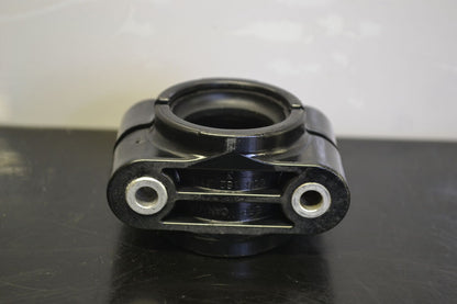 Ohjausakselin kiinnike 506152508